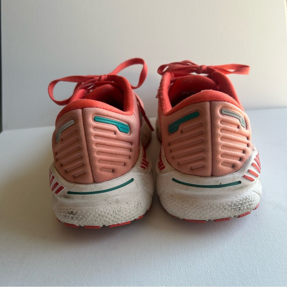 Brooks Women's Adrenaline GTS 22 Coral Pink Running Gym Active Workout Shoes 6.5 - Picture 7 of 9